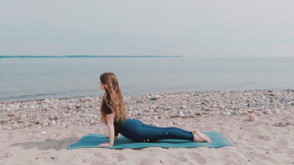 Yoga Teacher Training with Briohny Smyth, Aligned Yoga | Review & My Experience