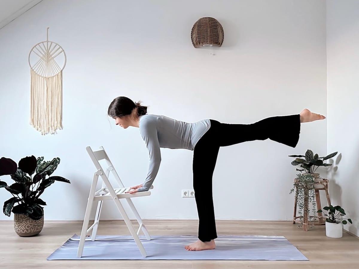 LIVE 🔴 20 MIN CHAIR YOGA || Full Body & Balance – Beginner-friendly Yoga Workout