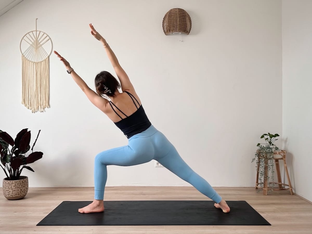 25 MIN MORNING YOGA || Awaken your body & mind –  Strength, Balance & Flexibility