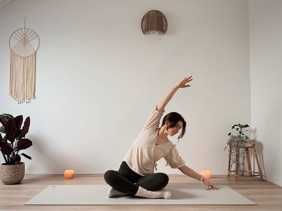 20-Minute Beginner Yoga Workout For Flexibility